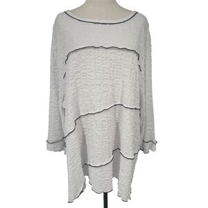 NEW White Textured Asymmetrical Tiered Tunic Top Black Contrast Trim Lagenlook